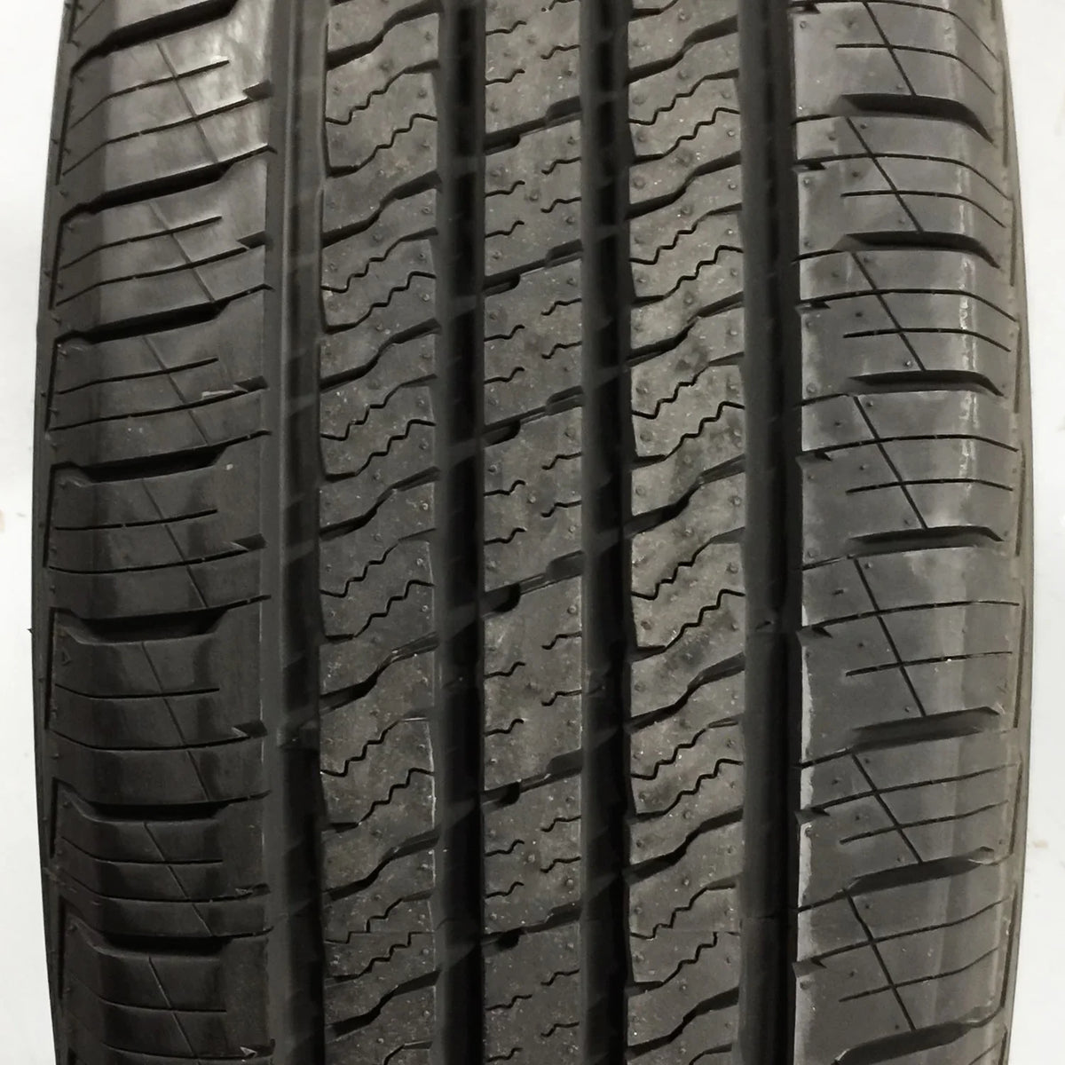 Landgolden LGT67 H/T Season 114T H/T Tire All 275/60R20